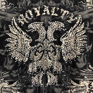 Body Central Royalty t-shirt